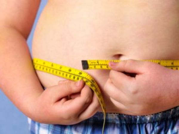 Obesidade infantil: culpa dos alimentos ou da família?