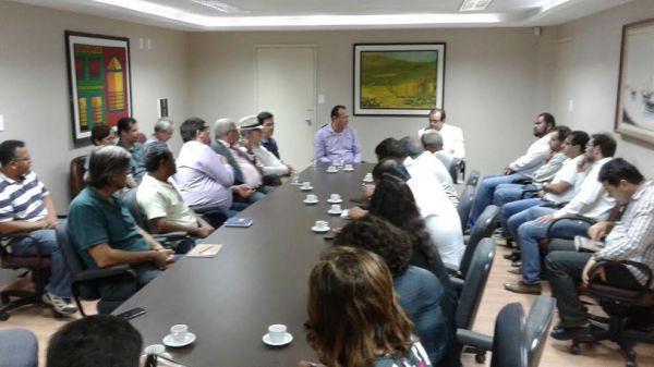 Zezinho Sobral visita UFS e quer a participação da comunidade acadêmica na busca de ideias para Aracaju