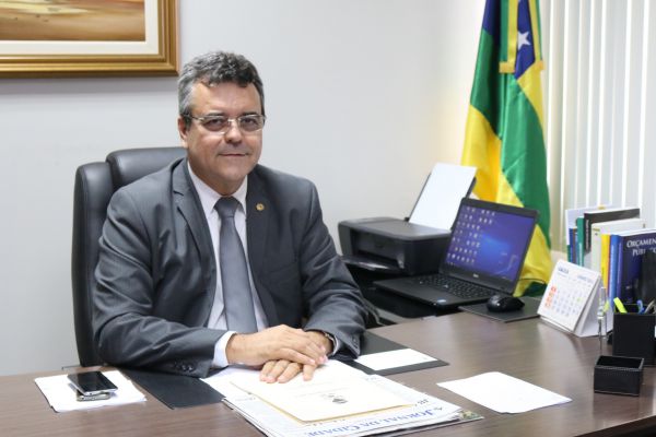 “Defendo aliança de Valadares Filho com Eduardo Amorim e com Fábio Henrique”, diz Luciano Pimentel