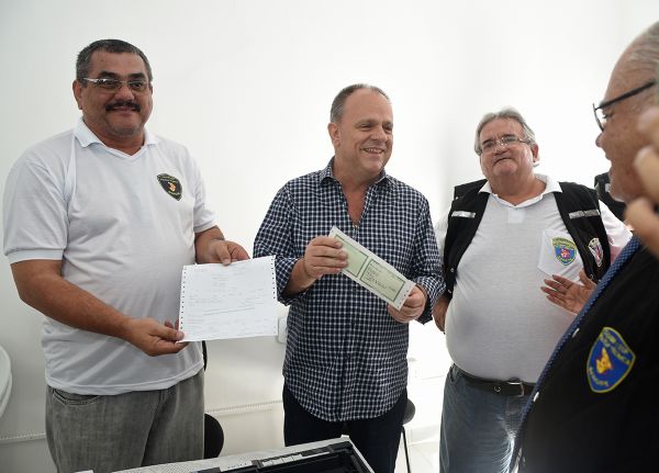 Belivaldo Chagas inaugura Espaço cuidar e assina ordem de serviço em Simão Dias