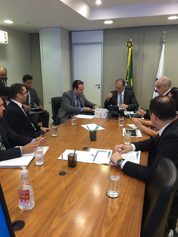 André Moura discute com Ministério da Saúde prorrogração do Mais Médicos