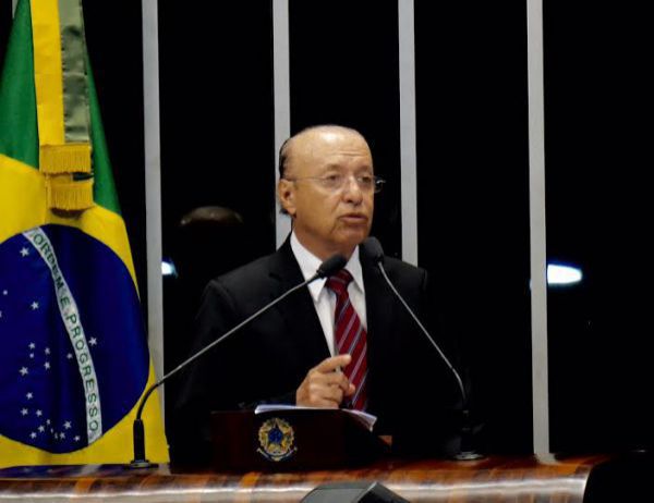 Senador Valadares apresenta requerimento para retirar urgência de projeto sobre abuso de autoridade