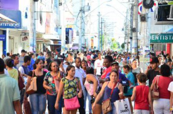 Vendas do varejo no Brasil recuam 0,8%