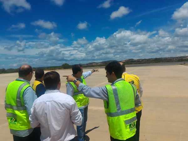 Obras do Aeroporto Santa Maria serão retomadas dia 26, diz diretor de Aeroportos da Infraero