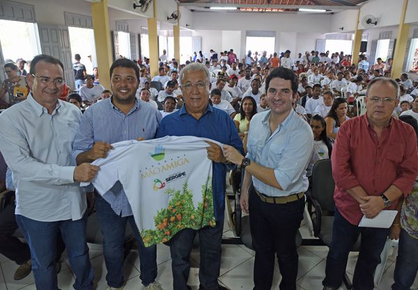 Jackson Barreto reúne agricultores de Salgado e Boquim e reafirma compromisso com programa Mão Amiga