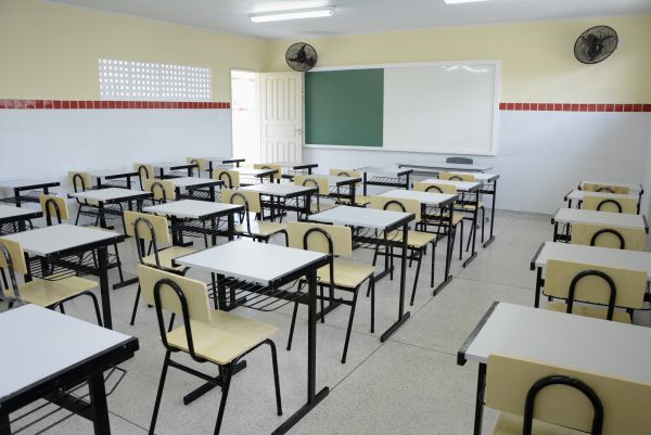 Governo de Sergipe abre processo seletivo para gestor e professor de educação básica no Ensino Integral