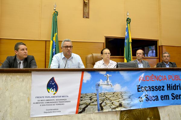 “A escassez de água é grave e precisa ser levada a sério”, afirma Olivier Chagas