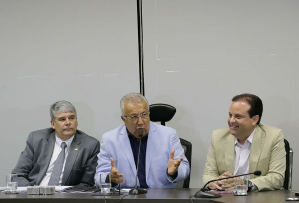 Jackson anuncia obra do novo aeroporto de Aracaju