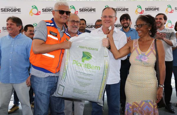 Tobias Barreto, Simão Dias e Poço Verde recebem investimentos do Governo do Estado