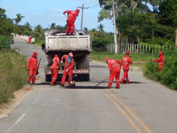 Governo investe R$ 1,3 milhão em operação tapa-buraco