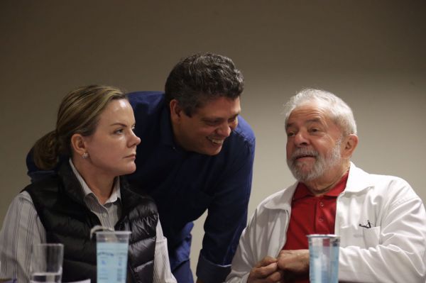 Em Sergipe, Lula vai se reunir com Jackson e Edvaldo