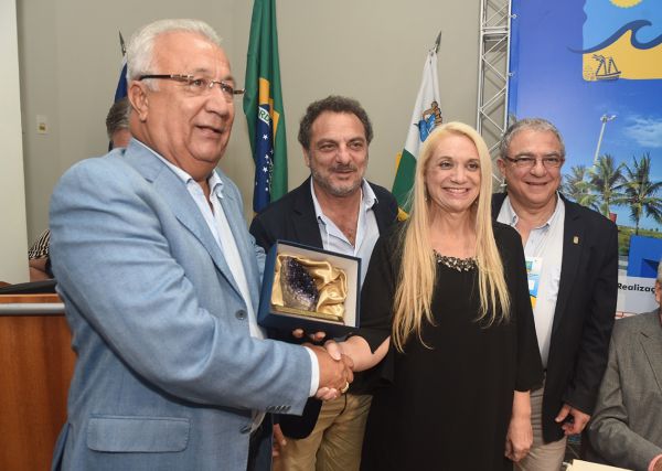 Jackson e ministro do Turismo participam de Congresso que divulgará Sergipe como destino