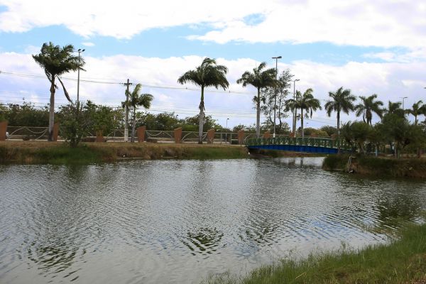 Emsurb solicita nova análise da água do lago do Parque da Sementeira