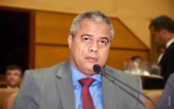 Padre Inaldo vai à Brasília pleitear emenda impositiva para Socorro