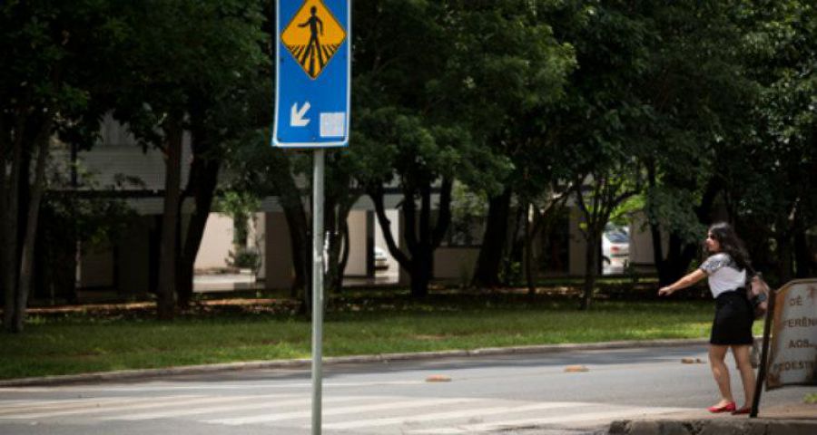 Em 180 dias, pedestres e ciclistas poderão ser multados por infrações de trânsito