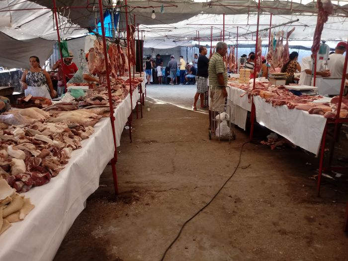 80% da carne nas feiras e mercados de Aracaju vem de matadouros irregulares