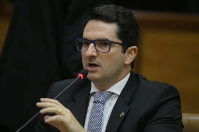 Projeto prevê que emissoras de rádio destinem 5% da programação para artistas sergipanos