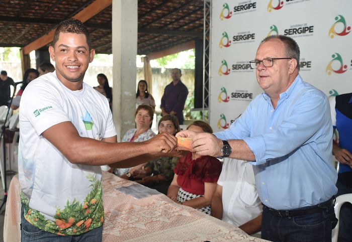 Programa Mão Amiga beneficia produtores de laranja de Arauá e Pedrinhas