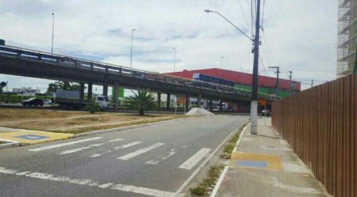 Avenida Tancredo Neves pela Adélia Franco será fechada no fim de semana