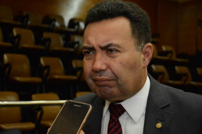 Heleno Silva explica bloqueio de bens determinado pela Justiça