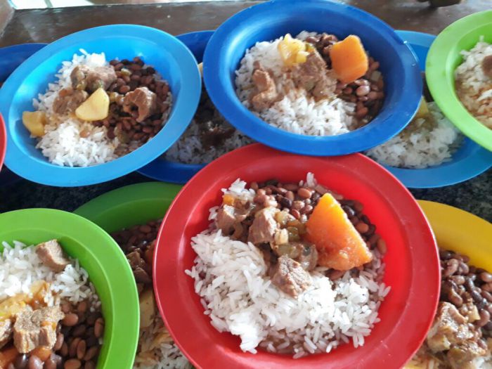 Juntas, Pirambu e Japaratuba serviram quase 900 mil refeições aos alunos da Rede Municipal em 2017