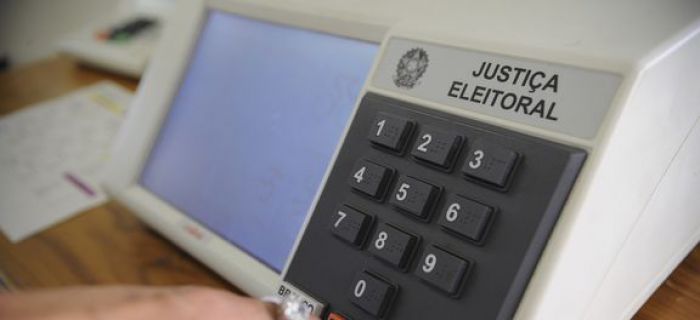STF mantém aplicação da Ficha Limpa para condenados antes de 2010