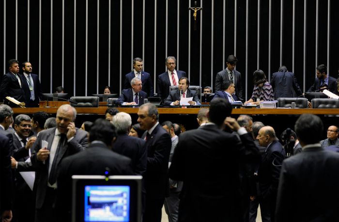 Câmara Federal pode votar hoje aumento de penas para crimes relacionados à pirataria