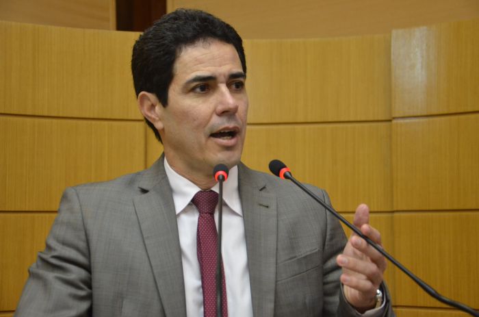 Robson Viana deixará o PEN e pode seguir para o PRB até quinta-feira