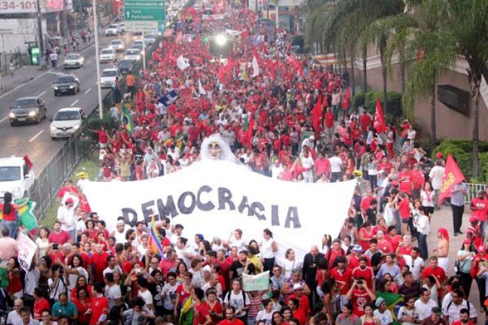 Brasil é campeão quando o assunto é tensão por causa da política, aponta Ipsos