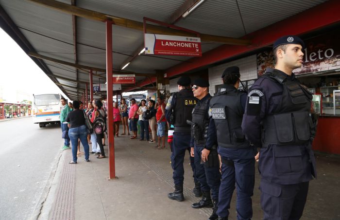 Assaltos aos usuários do transporte público diminuem em 68%