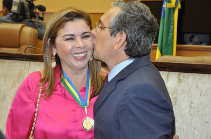Presidente Temer nomeia esposa do senador Amorim para juíza do TRT-20