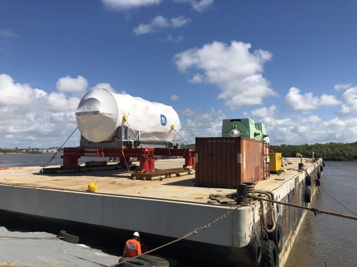 Época Negócios registra chegada de turbinas da usina termoelétrica de Sergipe