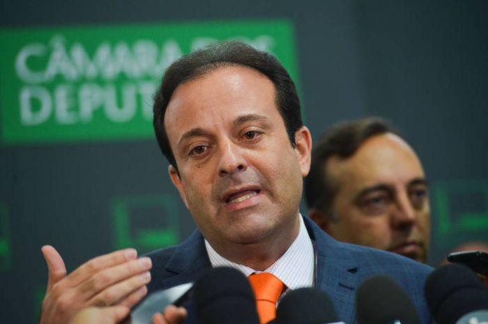 André diz que seu mandato de deputado valeu muito mais que o de governador