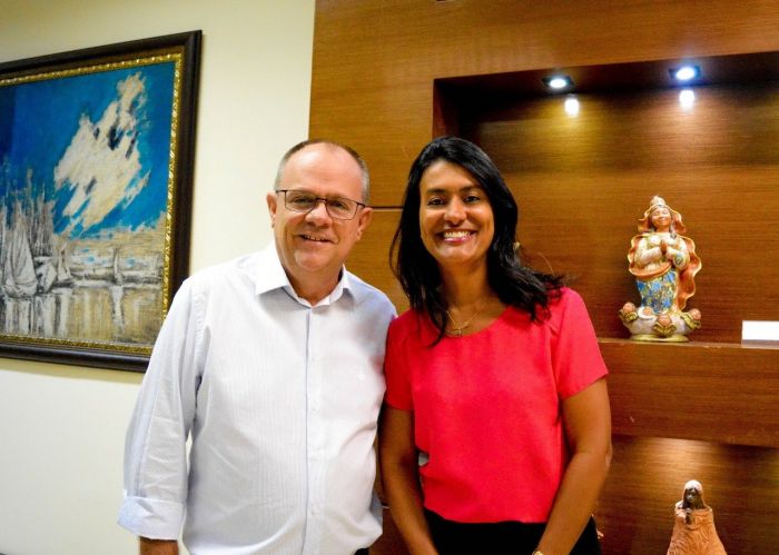 Eliane diz sim e será a vice de Belivaldo