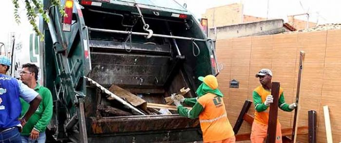 Moradores da zona Norte aprovam eficiência do serviço de coleta de lixo