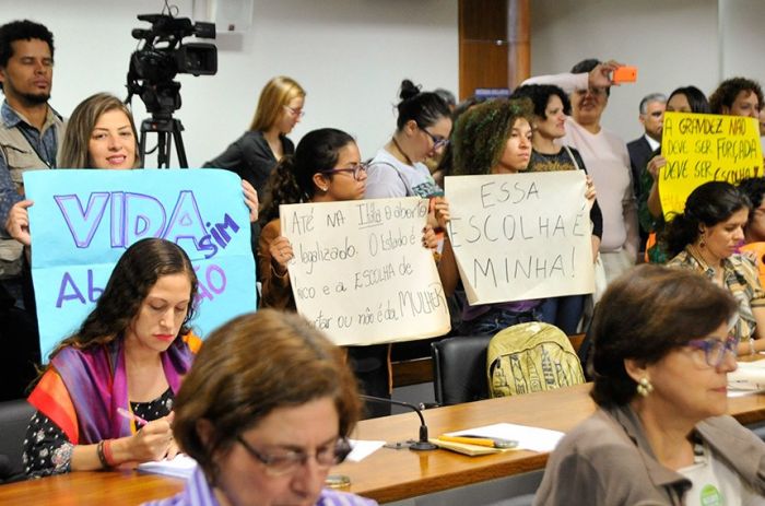 Sergipanos votam não à sugestão de lei que legaliza o aborto