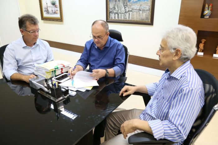 Governo encaminha estudos de viabilidade e pede apoio da bancada federal para permanência da Fafen em Sergipe