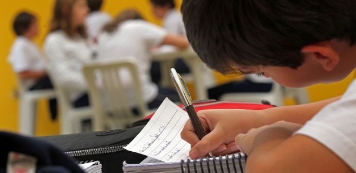 Projeto de lei quer impedir que escolas cobrem taxa de matrícula antecipadamente