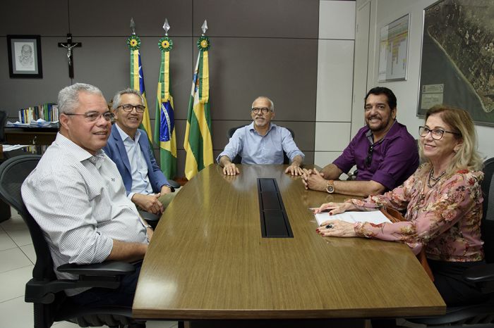 Edvaldo inicia discussões sobre o consórcio de transporte público coletivo