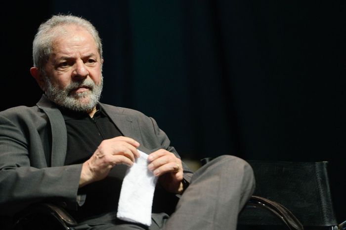 TSE pode julgar hoje se Lula terá campanha na TV e no Rádio