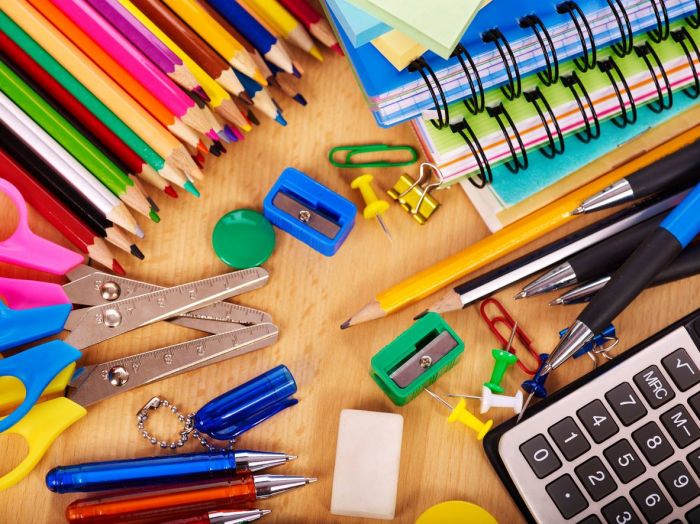 Escolas particulares poderão ser obrigadas a devolver aos pais material escolar não utilizado