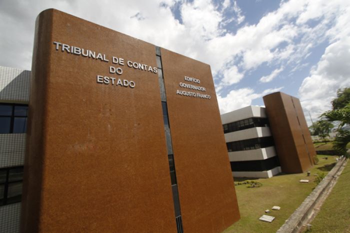 TCE determina que ex-gestor da Câmara de Tobias Barreto apresente dados deletados