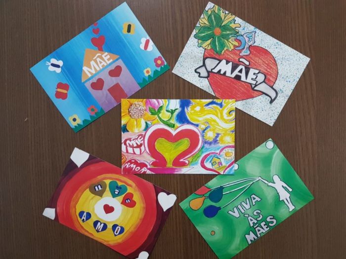 Senac lança cartões postais para o Dia das Mães em parceria com Avosos