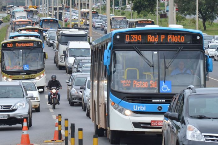 PL reduz percentual do IPVA para ônibus e caminhões movidos à GNV