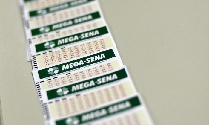Mega-Sena acumula e próximo concurso deve pagar R$ 105 milhões