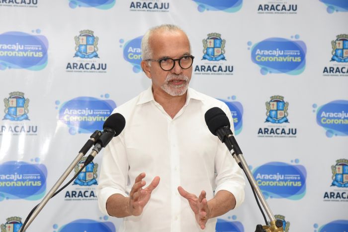 Prefeito assina novo decreto e prorroga medidas de distanciamento social em Aracaju até 24 de abril