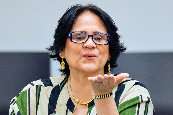 Após demissão, secretária de Damares denuncia suspeita de ilegalidade em ONG sergipana