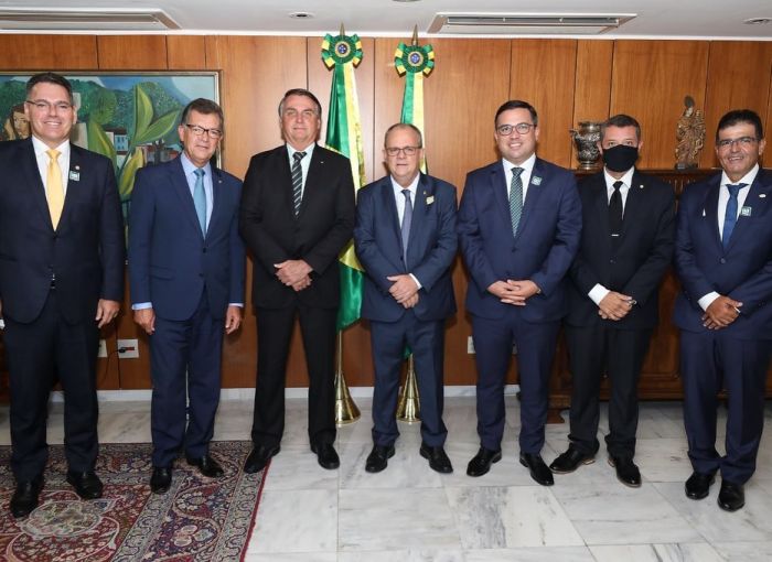 Presidente do Sindicato das Empresas de Segurança de Sergipe se reúne com Bolsonaro
