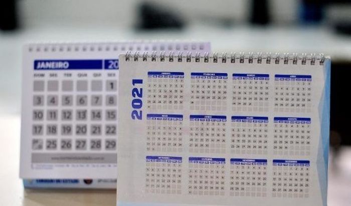 Confira os feriados no calendário de 2021