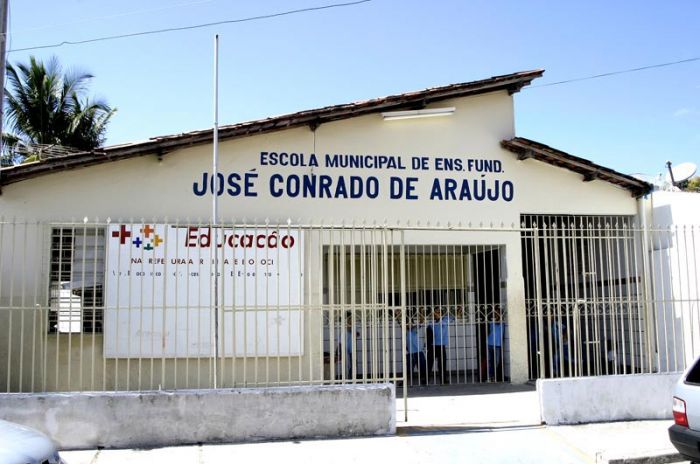 Prefeitura divulga protocolo sanitário para retomada das aulas presenciais em Aracaju